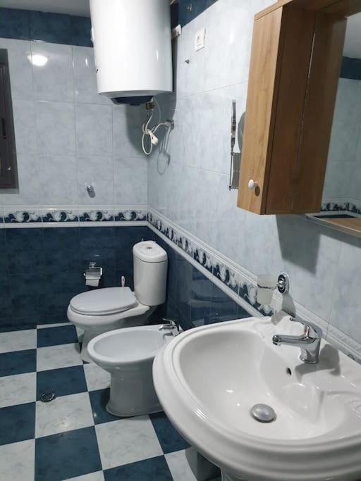 Вилла Shkodra 27 Center House Экстерьер фото