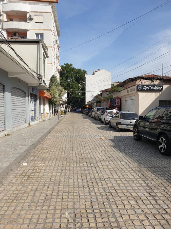 Вилла Shkodra 27 Center House Экстерьер фото